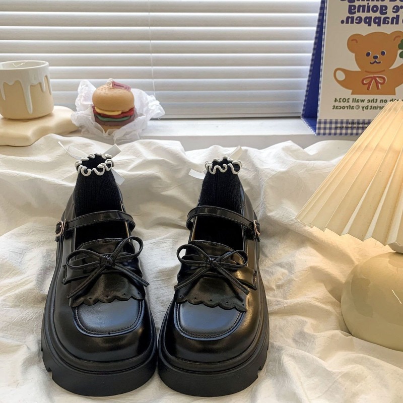Chaussures de luxe en cuir ver - Patent Leather Pump avis et prix