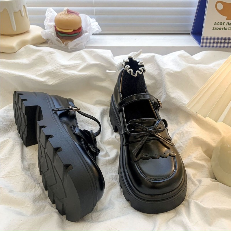 Chaussures de luxe en cuir ver - Patent Leather Pump avis et prix