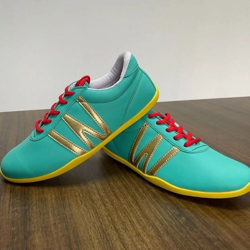 Chaussures d'arts martiaux pro - Women'S Shoes Vs Men'S avis et prix