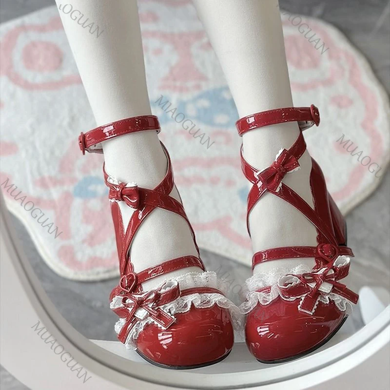 Lolita rouge talons hauts esca - Patent Leather Pump avis et prix