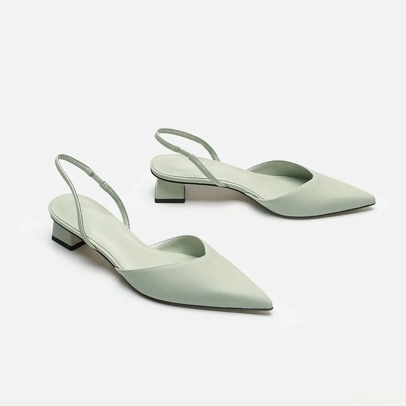 Sandales à bout pointu extensi - Low Block Heel Pump avis et prix